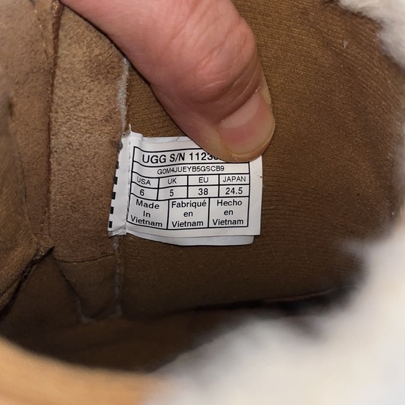 UGG AZELL HIKER WEATHER WATERPROOF WINTER BOOT - Picture 10 of 13